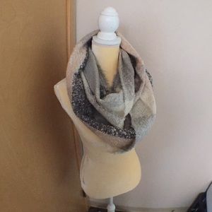 Ann Taylor loft infinity scarf
